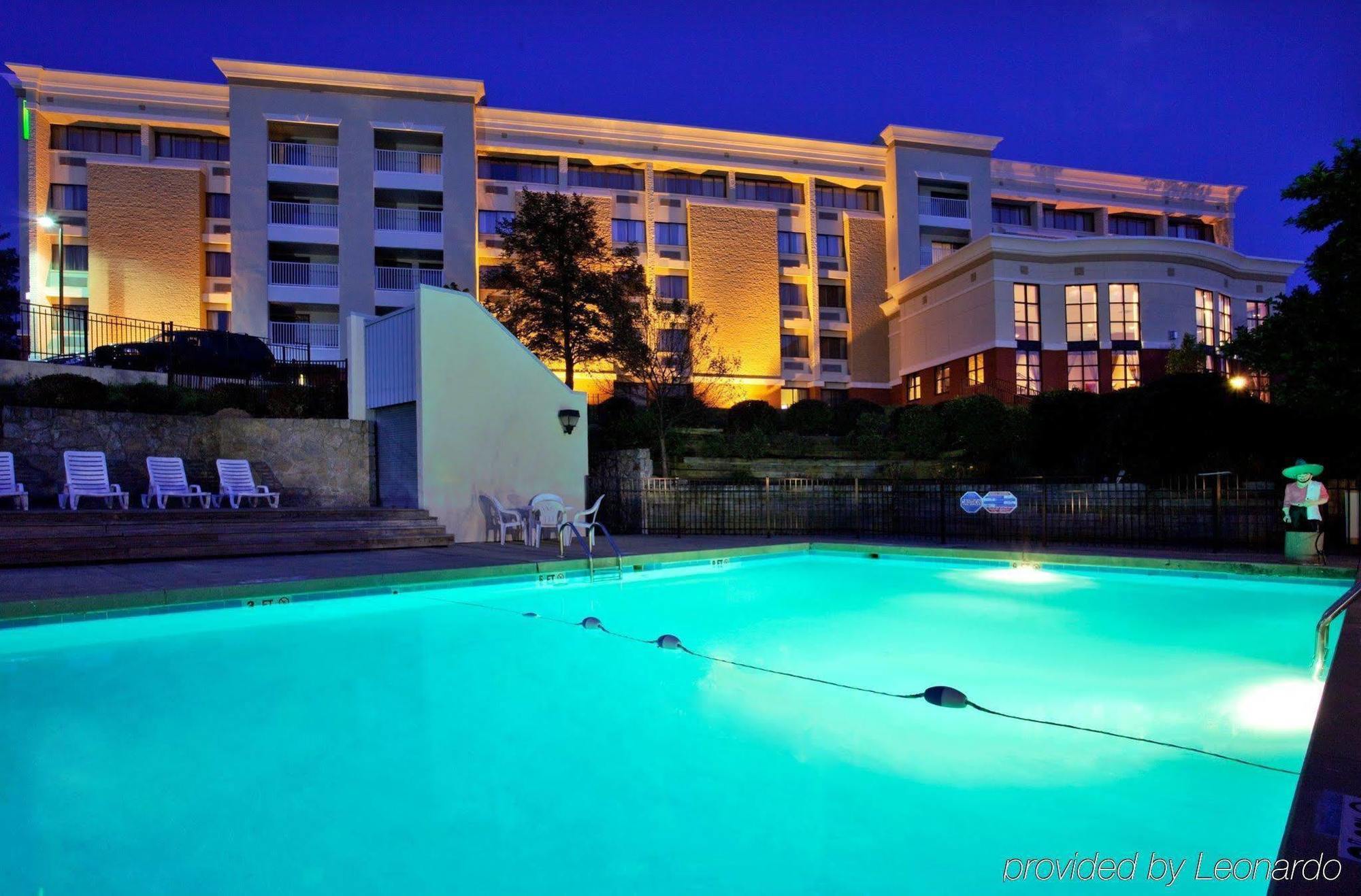 Holiday Inn Express Cincinnati West By Ihg Dent Exterior foto